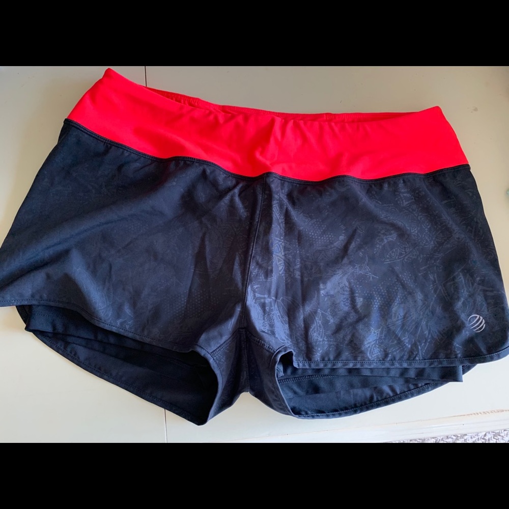 Women’s running shorts